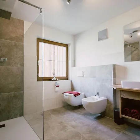 Nedererhof - Enzian Mit Gemeinschaftsküche