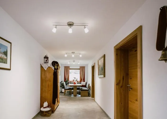 Nedererhof - Enzian Mit Gemeinschaftskueche * Schmirn